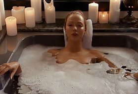ドイツの売春婦は、角質の男たちの束を強打