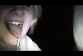 ティニー・スリット・ロラ、外食