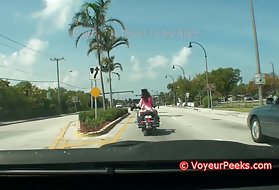 ランジェリーの美味しいトリーブラックが彼のペッカーを吸って犯す