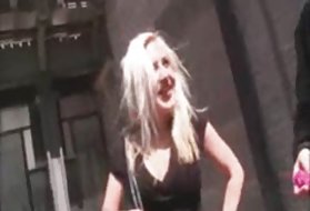 韓国の美人ガイアは、彼女のかわいらしい顔の暖かい負荷を大好き
