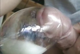 ホットユーロベイビーは、ハイヒールで彼女のオマンコを喜ばせる