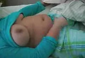 巨乳なブロンドの売春婦は彼女のお尻を絶対に壊す