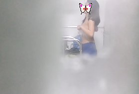 Slutty babe Quinn Wildeハードコアアナルセックス
