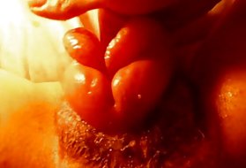隣人のプールはセクシーな人魚を呼び起こす